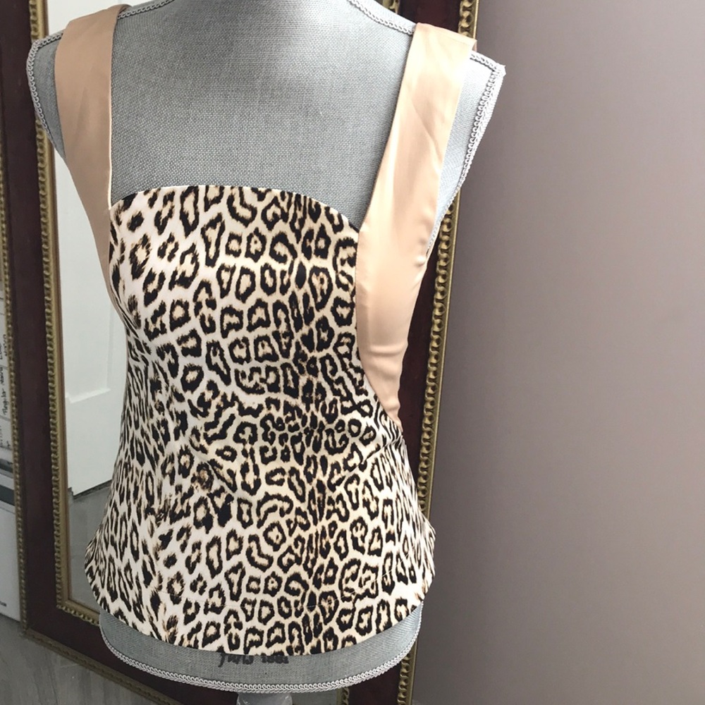 Beautiful Just Cavalli leopard shirt☀️